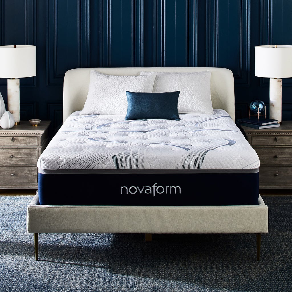 Novaform ComfortGrande Plus Advanced 14 in. Gel Memory Foam Queen Mattress image 1